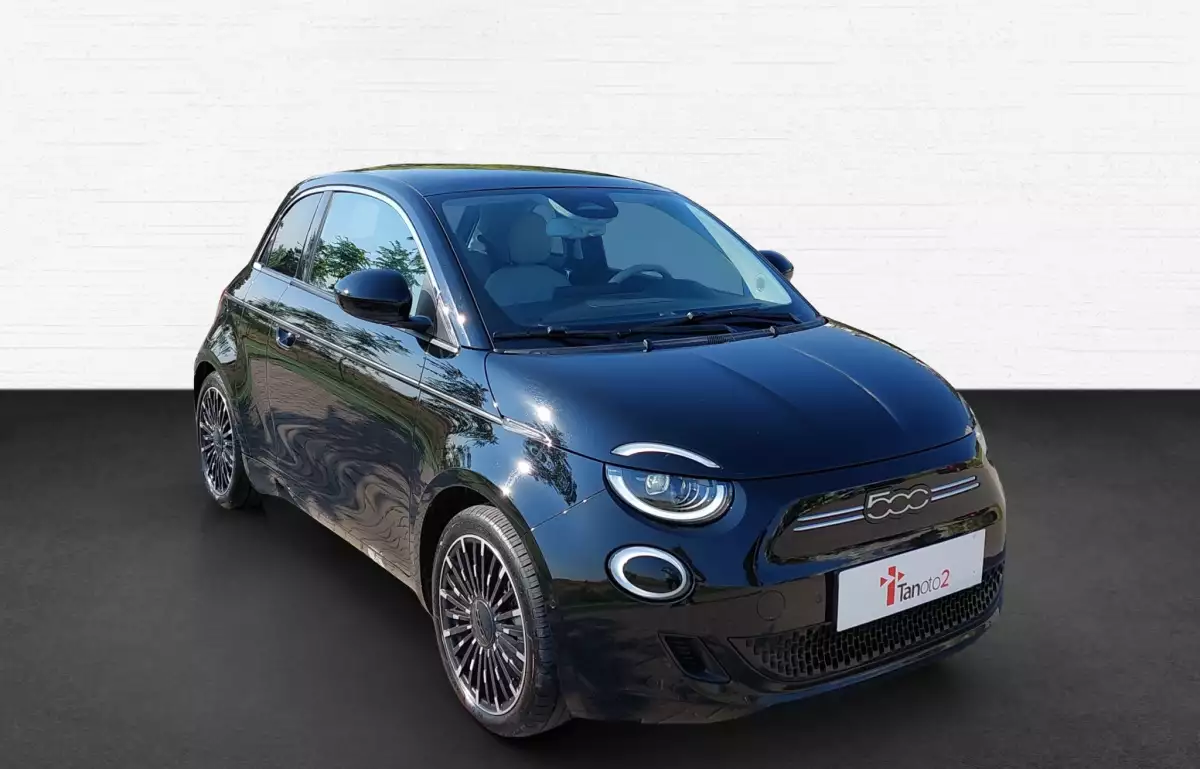 Fiat 500E 42kWh La Prima by Bocelli 3+1 118HP