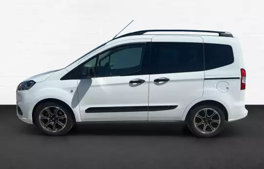 Ford Tourneo Courier 1.5 Tdci Titanium Plus 100HP