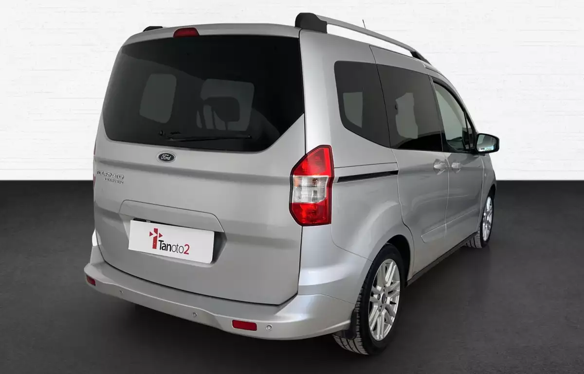 Ford Tourneo Courier 1.6 Tdci Titanium Plus 95HP