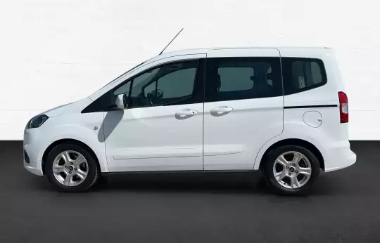 Ford Tourneo Courier 1.5 Tdci Deluxe 100HP