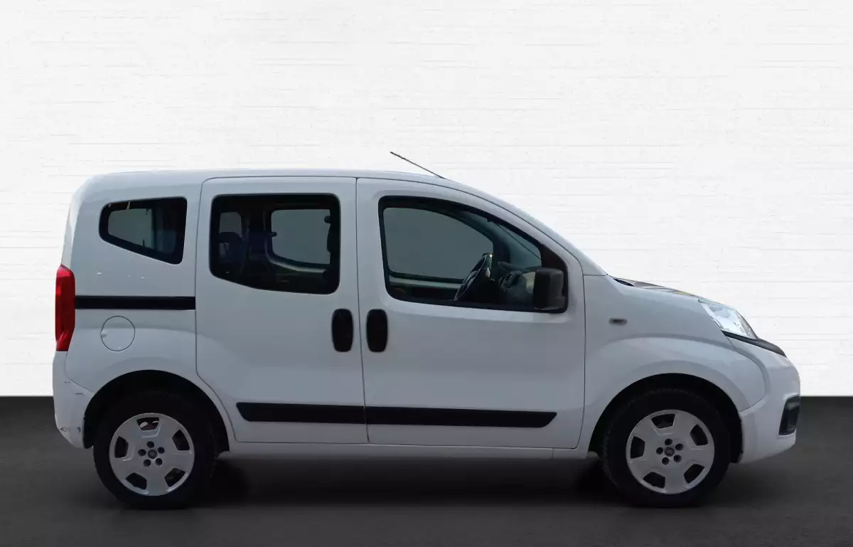 Fiat Fiorino Combi 1.3 Multijet Pop Esp 75HP