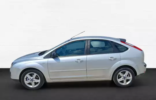 Ford Focus 1.6i Collection 115HP