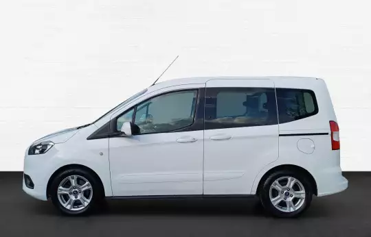 Ford Tourneo Courier 1.5 Tdci Deluxe 100HP