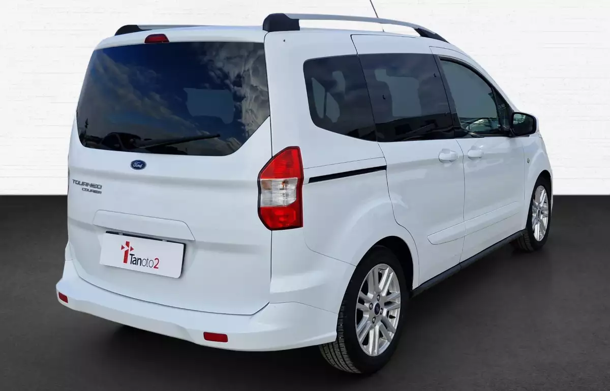 Ford Tourneo Courier Journey 1.5 Tdci Titanium 100HP