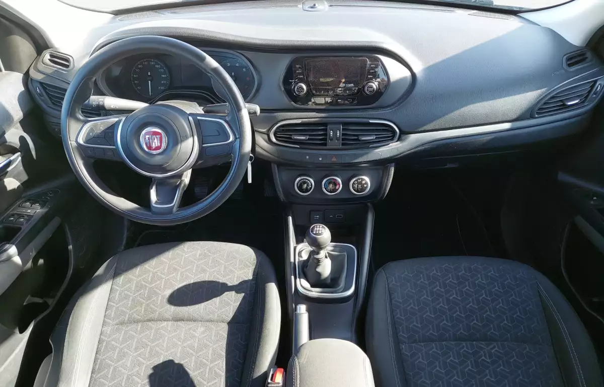 Fiat Egea Cross 1.4 Fire Street 95HP