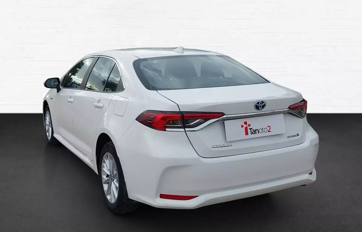 Toyota Corolla 1.8 Hybrid Dream e-CVT 122HP