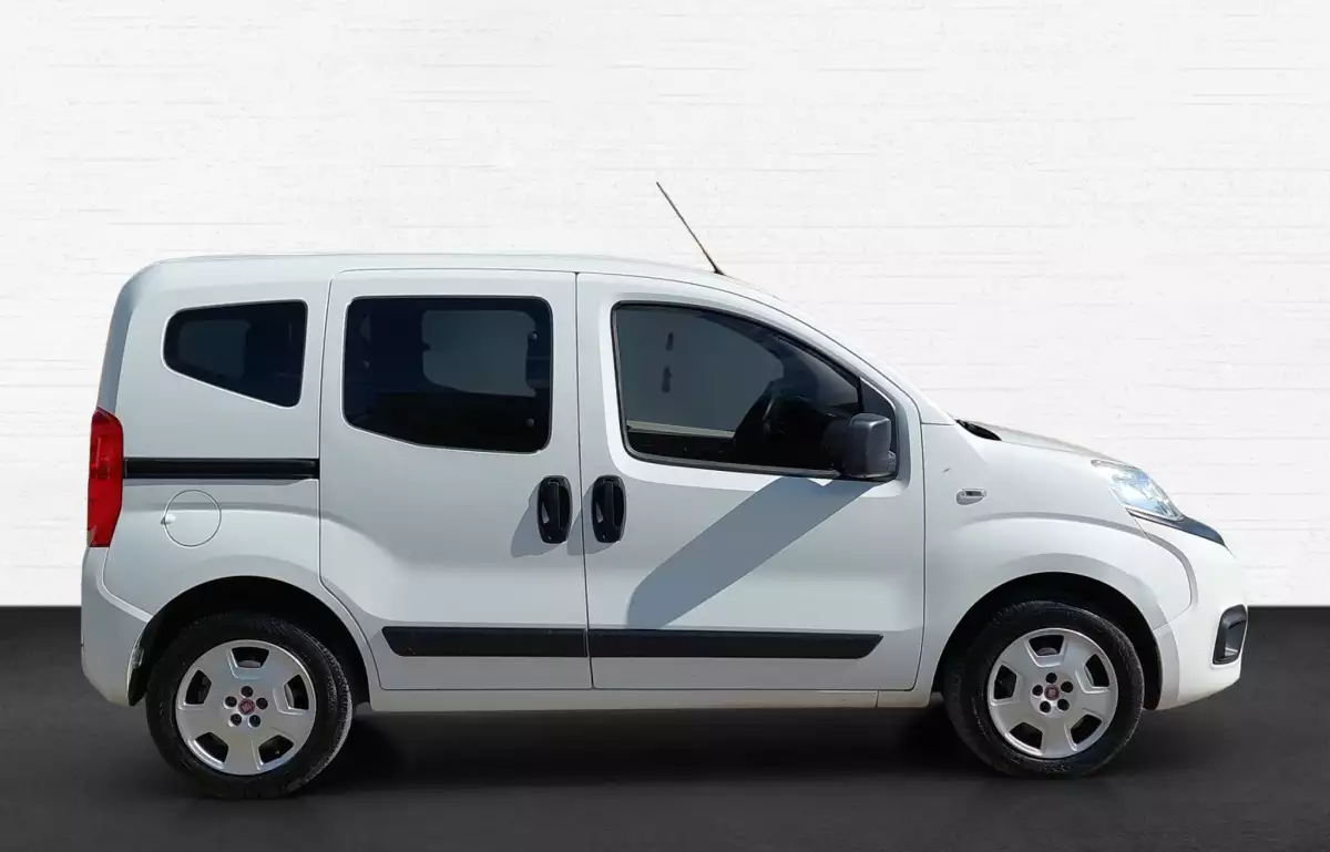 Fiat Fiorino Combi 1.3 Multijet Pop 95HP