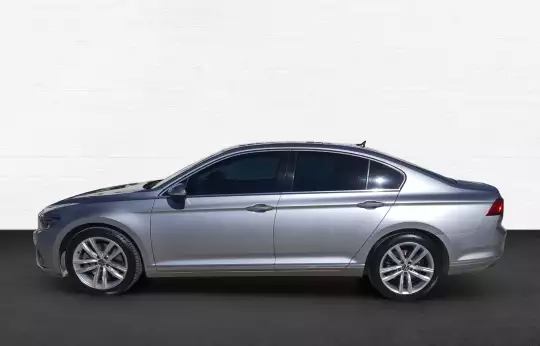 Volkswagen Passat 2.0 Tdi Scr Bmt 4motion Elegance Dsg 240HP 4x4