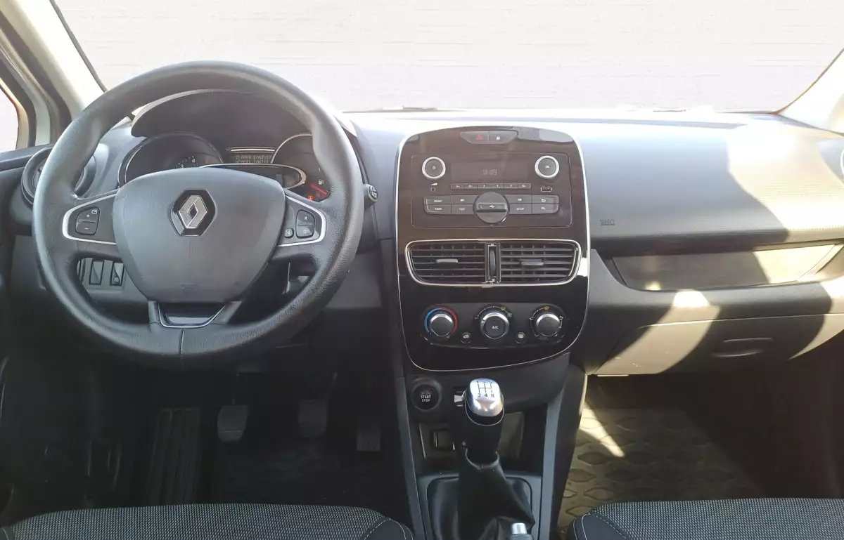 Renault Clio Sport Tourer 1.5 Dci Joy 75HP