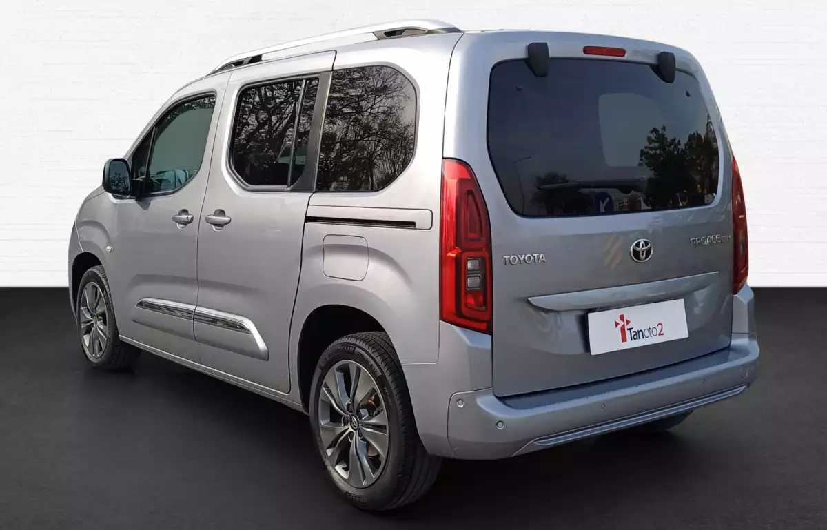 Toyota Proace City 1.5 D Passion X-Pack 130HP