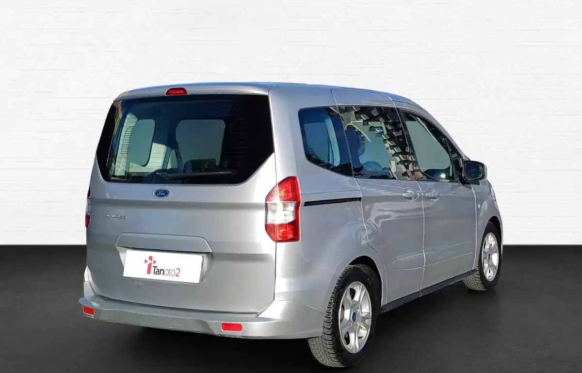 Ford Tourneo Courier 1.5 Tdci Deluxe 95HP