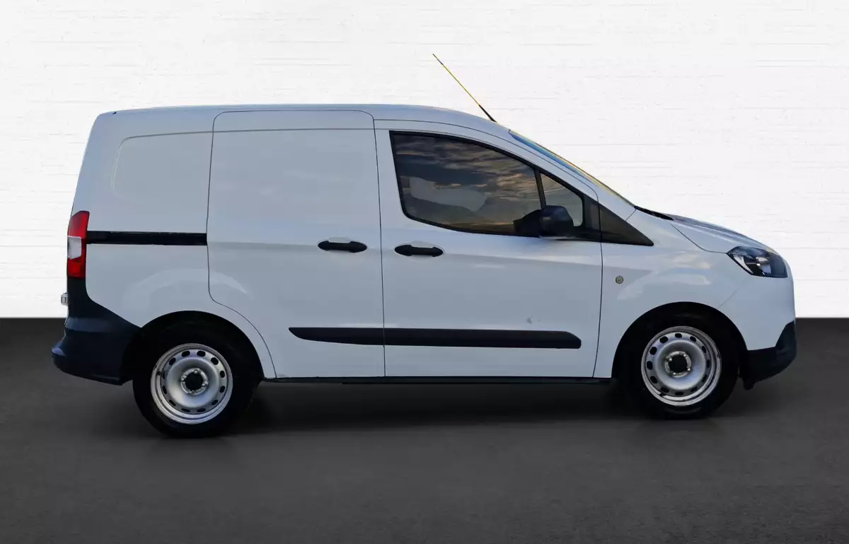 Ford Transit Courier 1.5 Tdci Trend Kısa 75HP