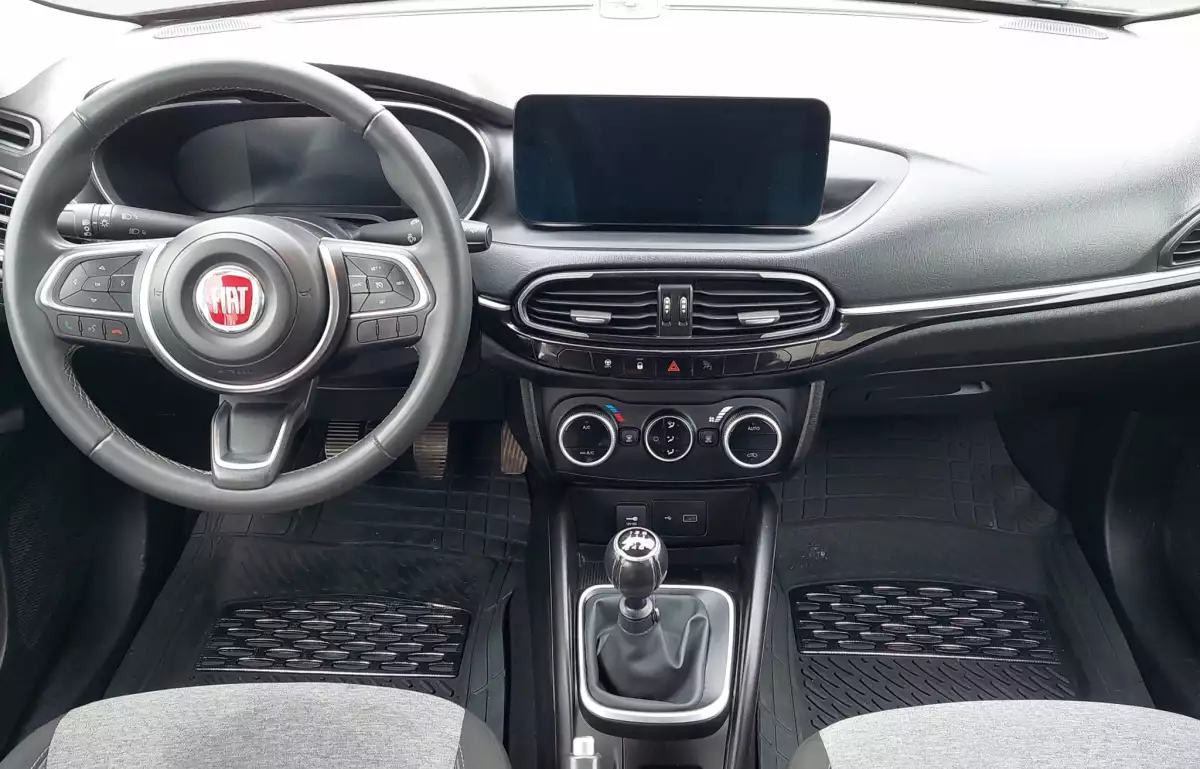 Fiat Egea Cross 1.4 Fire Lounge 95HP