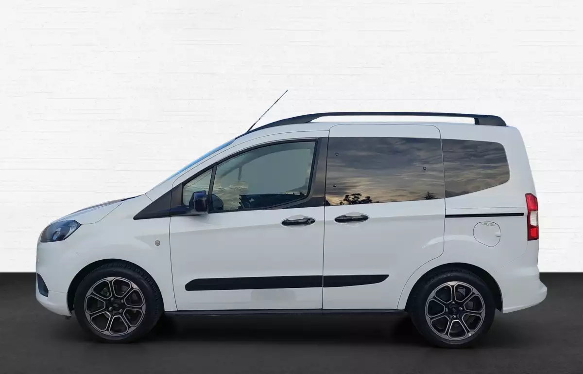 Ford Tourneo Courier 1.0 Ecoboost Titanium Plus 100HP