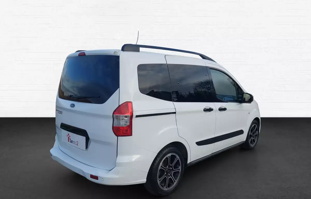 Ford Tourneo Courier 1.0 Ecoboost Titanium Plus 100HP