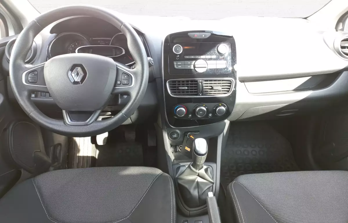 Renault Clio Sport Tourer 0.9 Tce Joy 90HP