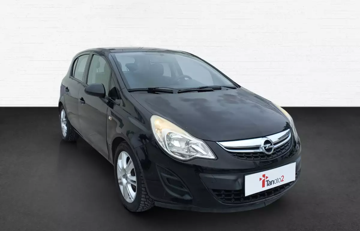 Opel Corsa 1.4i Twinport Essentia 100HP