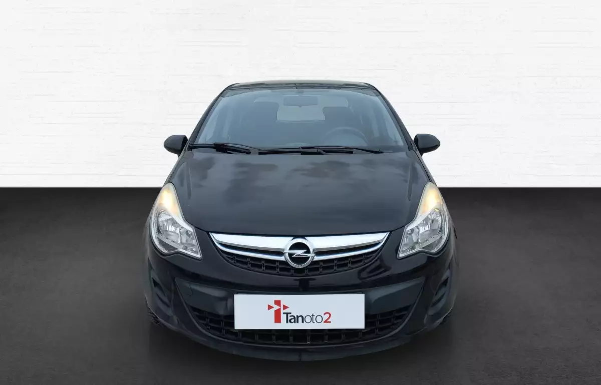 Opel Corsa 1.4i Twinport Essentia 100HP