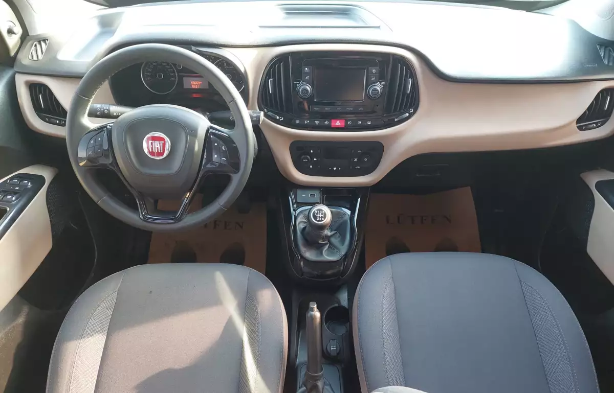 Fiat Doblo Combi 1.6 Multijet Premio Plus 7 İnç Multimedya 120HP