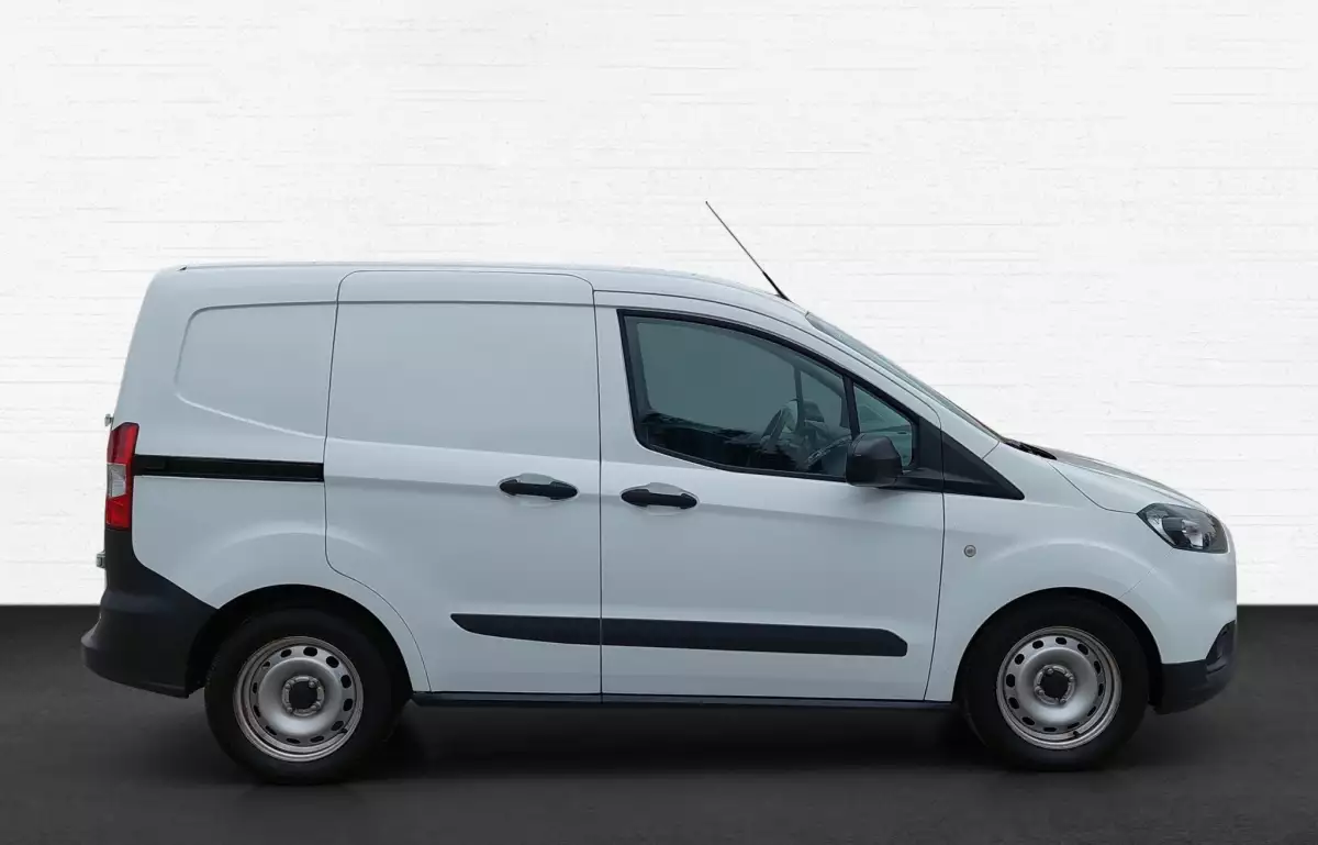 Ford Transit Courier 1.5 Tdci Trend Kısa 75HP