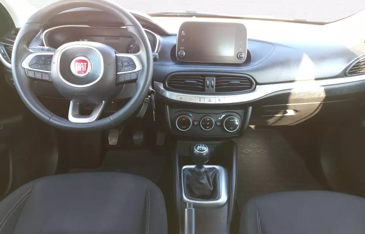 Fiat Egea 1.4 Fire Urban Plus 95HP