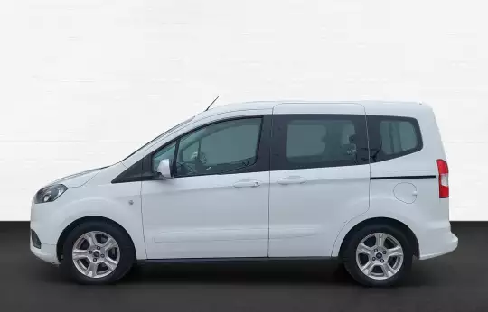 Ford Tourneo Courier 1.5 Tdci Deluxe 100HP