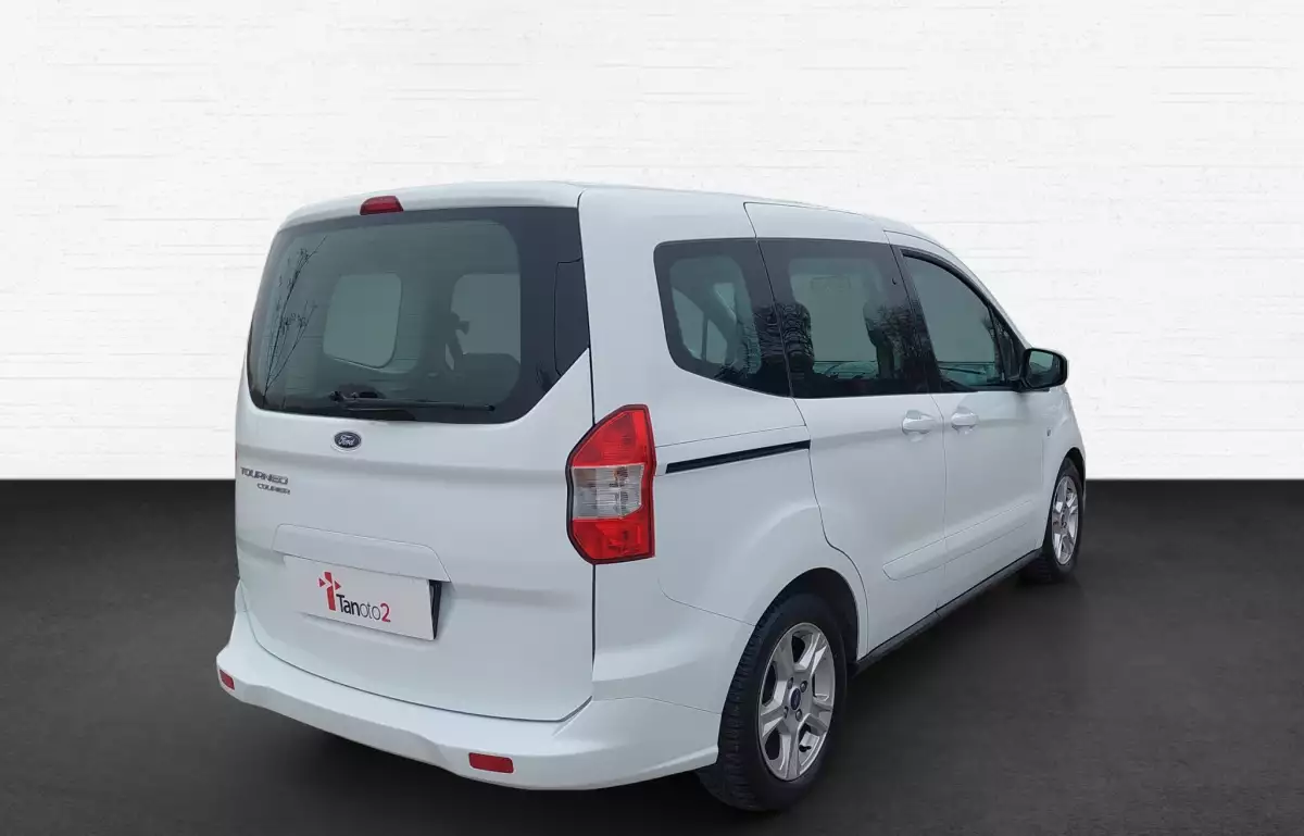 Ford Tourneo Courier 1.5 Tdci Deluxe 100HP