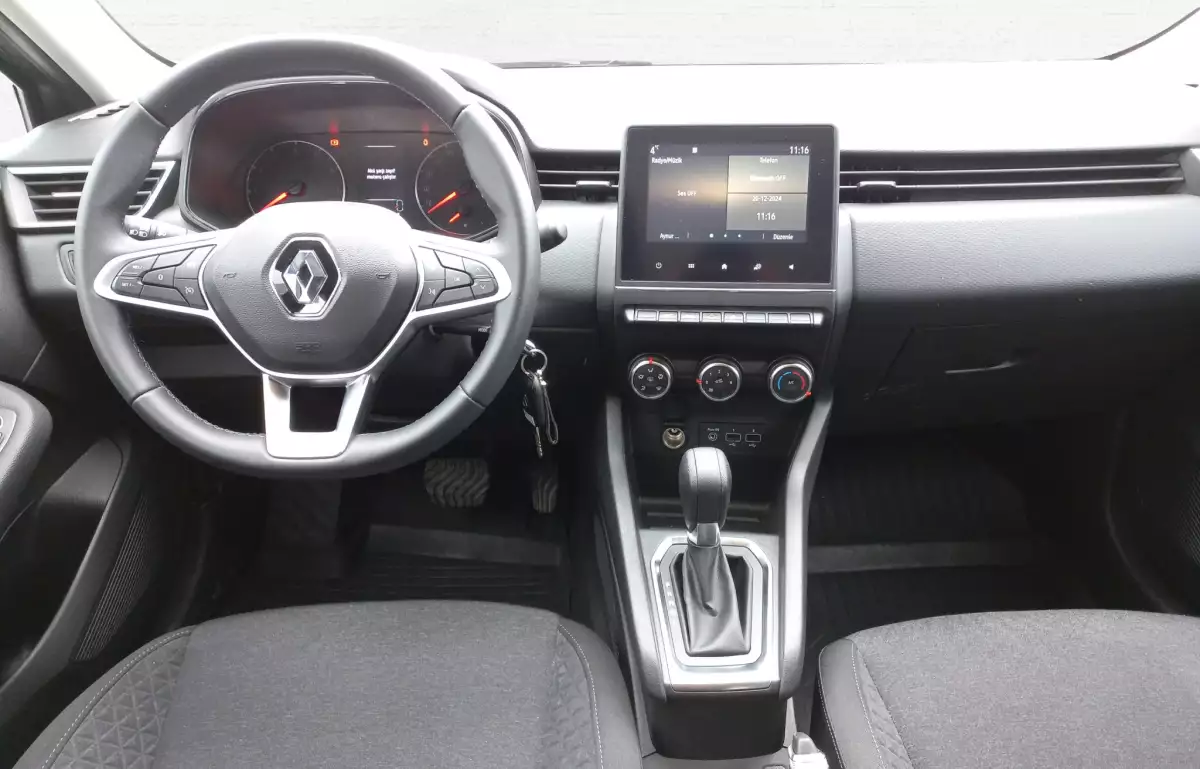 Renault Clio 1.0 Tce Touch X-Tronic 90HP