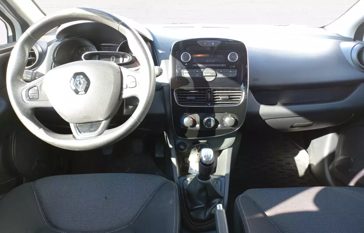 Renault Clio Sport Tourer 1.5 Dci Joy 75HP