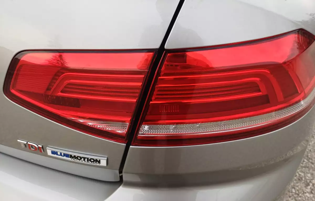 Volkswagen Passat 1.6 Tdi Bmt Comfortline 120HP