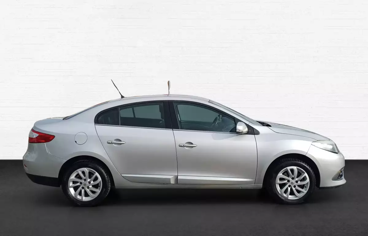 Renault Fluence 1.5 Dci Icon Edc 110HP