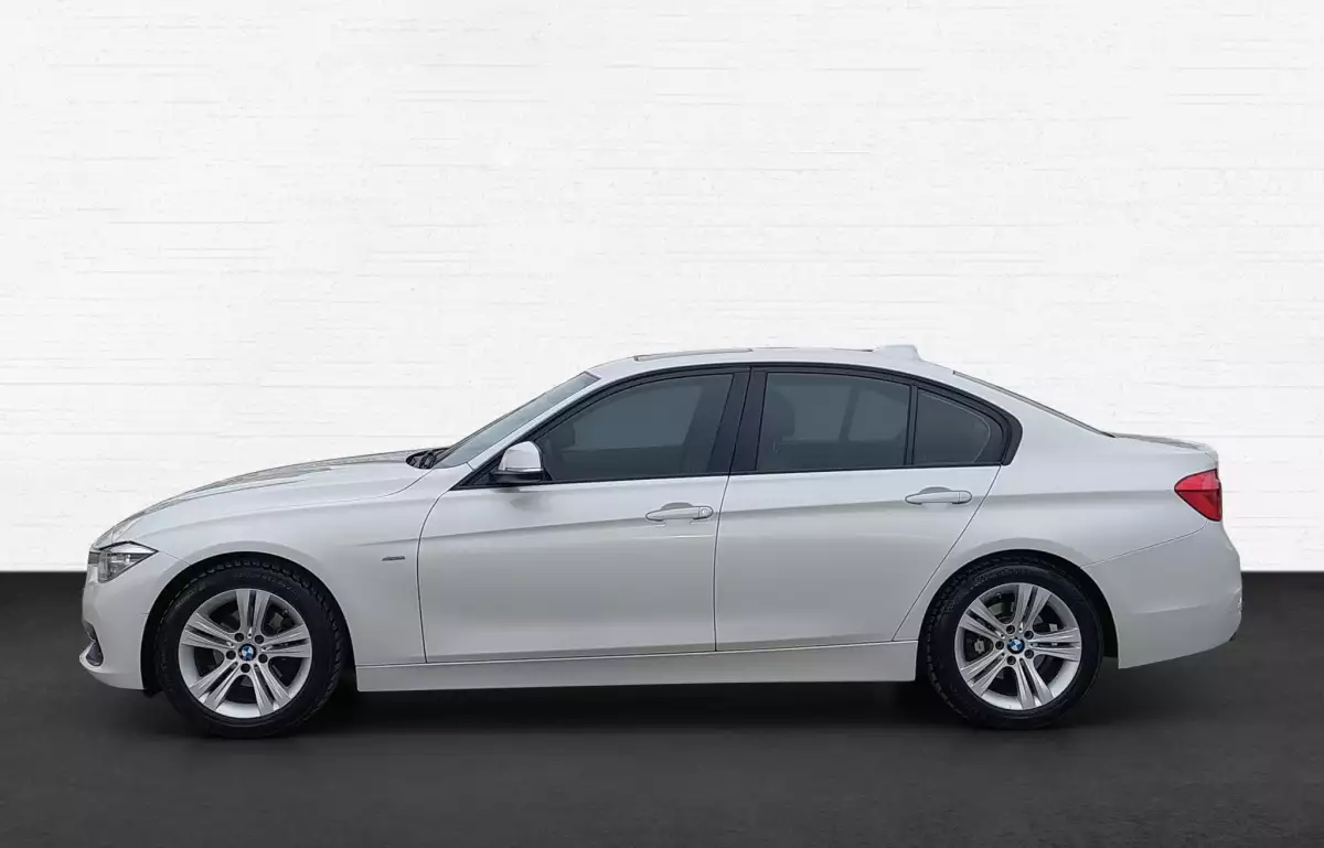 BMW 3 Serisi 320i Efficientdynamics Sport Line 170HP