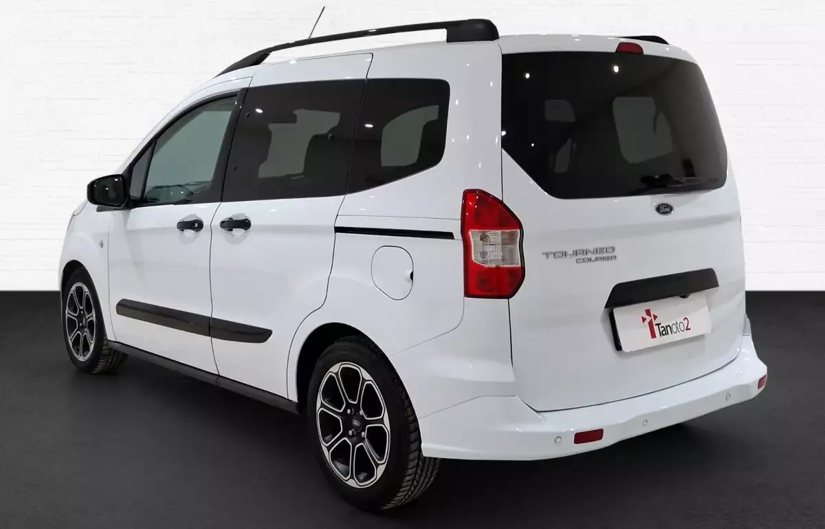 Ford Tourneo Courier 1.0 Ecoboost Titanium Plus 100HP