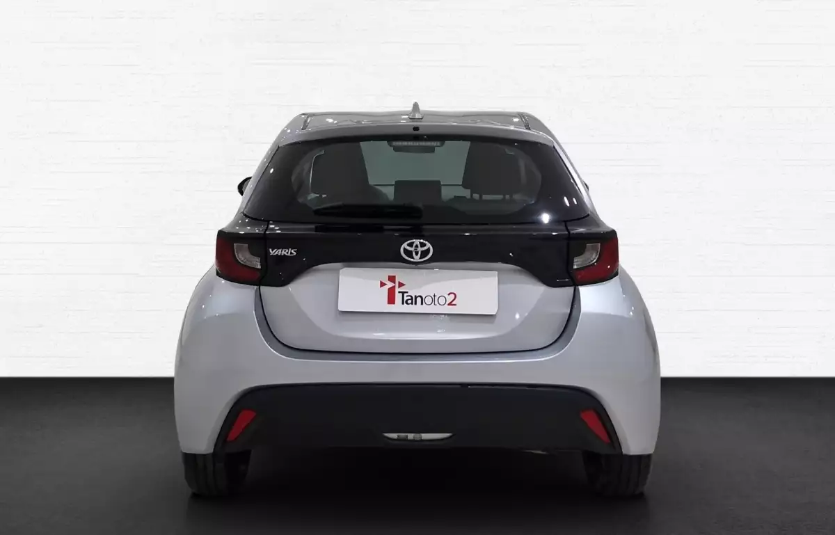 Toyota Yaris 1.0 Vision 72HP