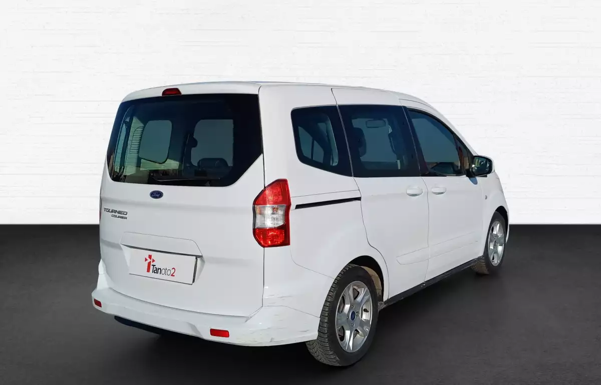 Ford Tourneo Courier 1.5 Tdci Deluxe 100HP