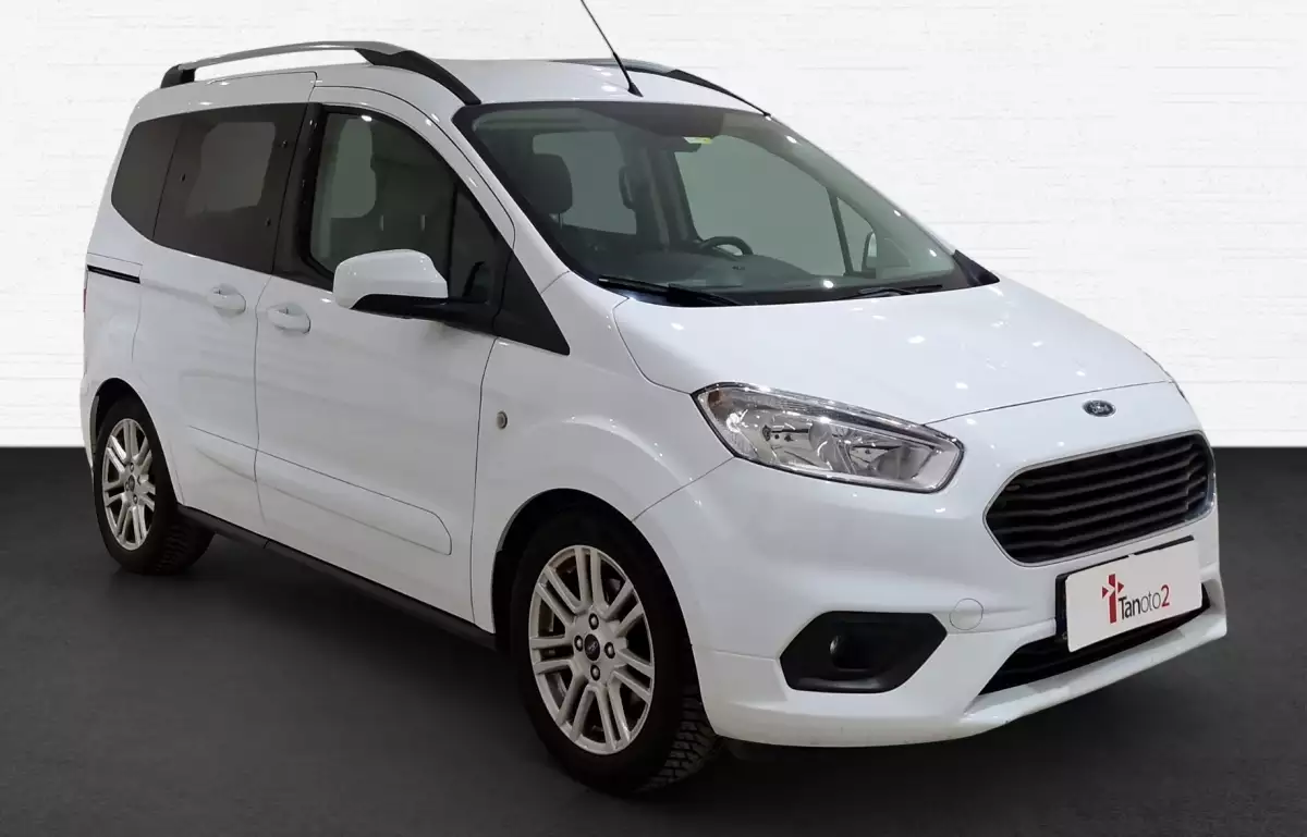 Ford Tourneo Courier 1.5 Tdci Titanium 100HP