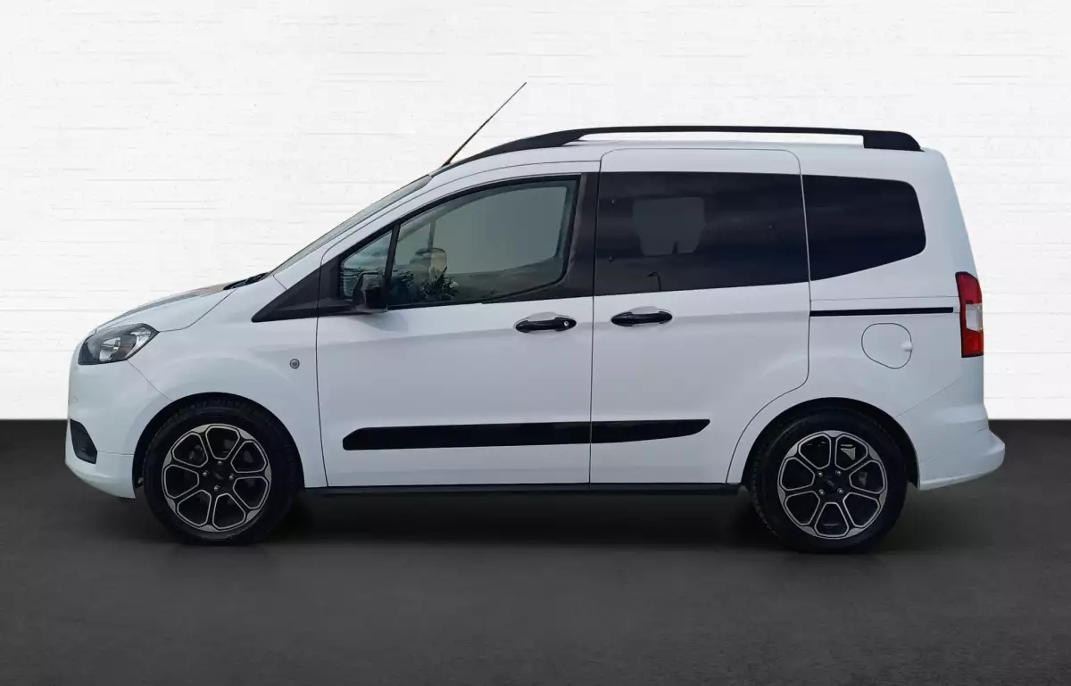 Ford Tourneo Courier 1.0 Ecoboost Titanium Plus 100HP