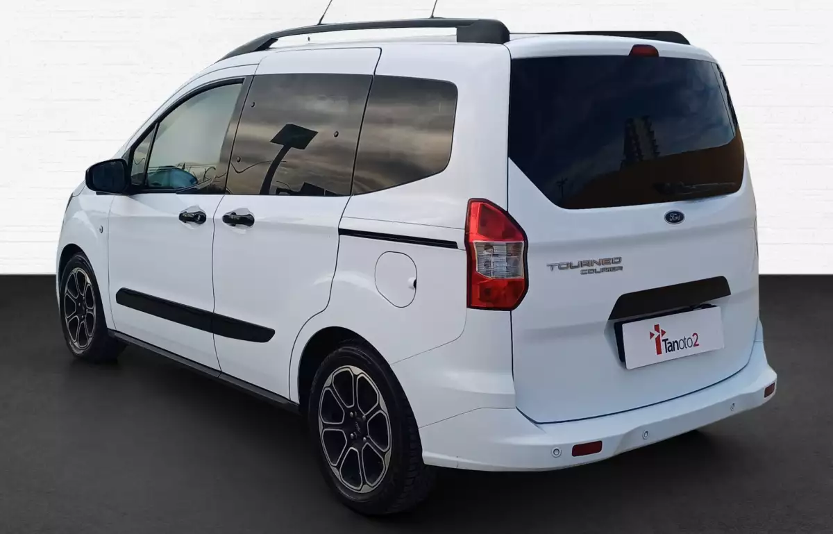 Ford Tourneo Courier 1.0 Ecoboost Titanium Plus 100HP