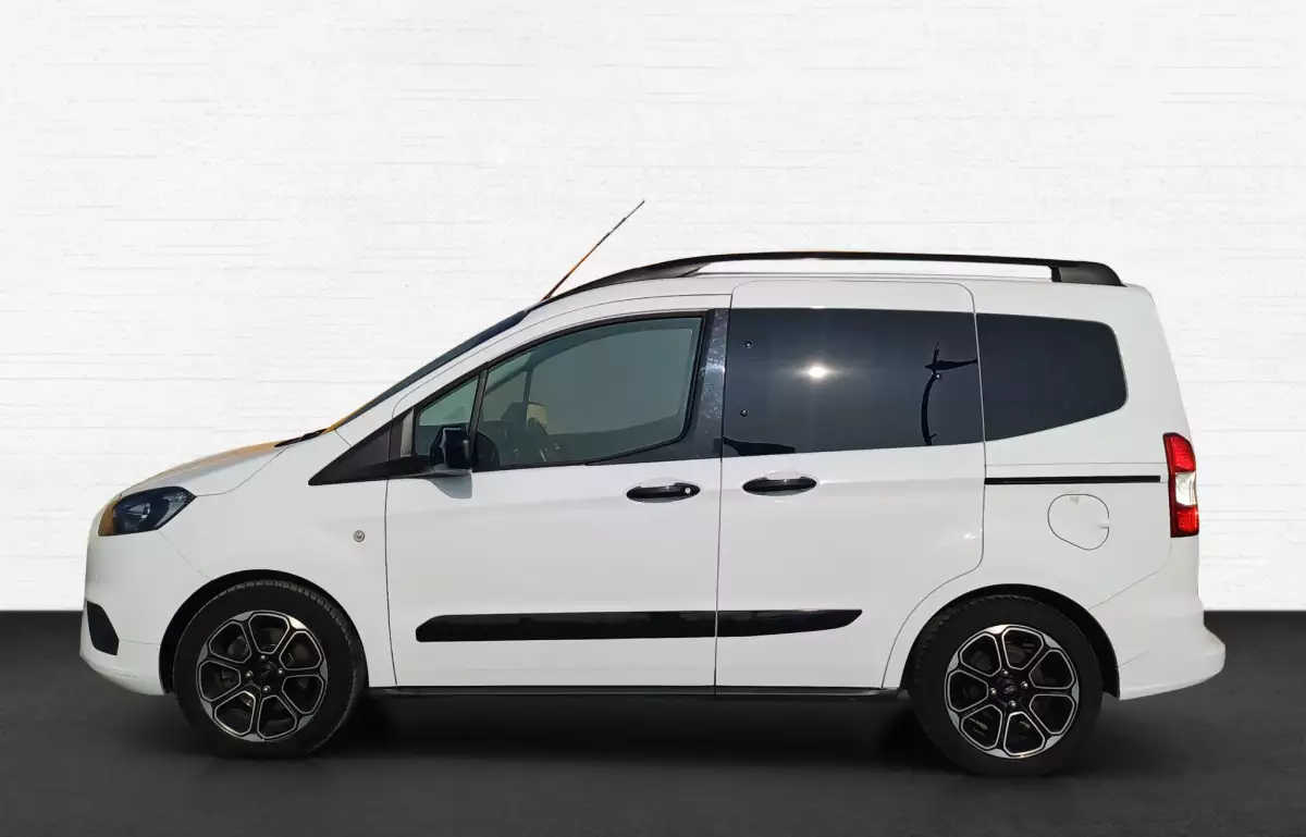 Ford Tourneo Courier 1.0 Ecoboost Titanium Plus 100HP