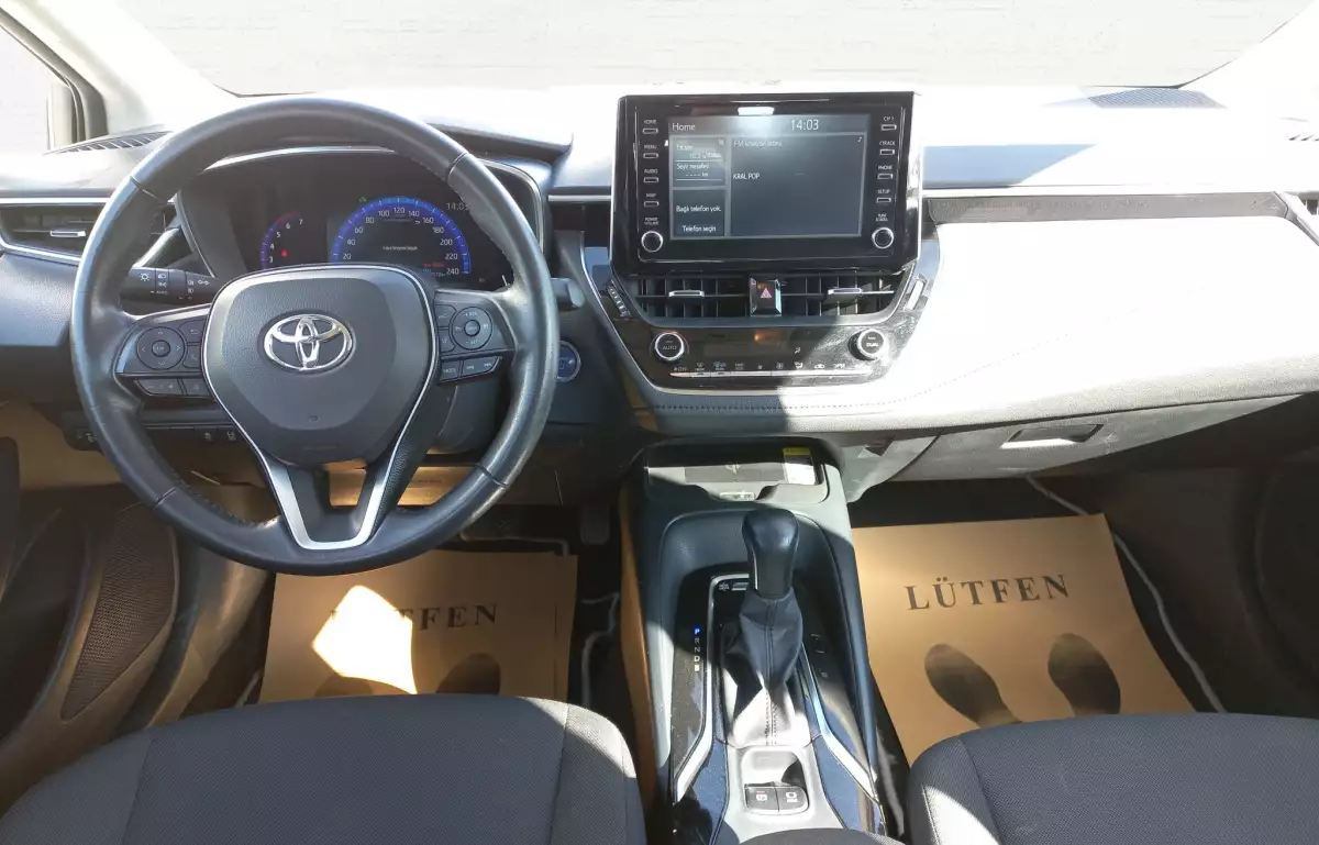 Toyota Corolla 1.8 Hybrid Dream e-CVT 122HP