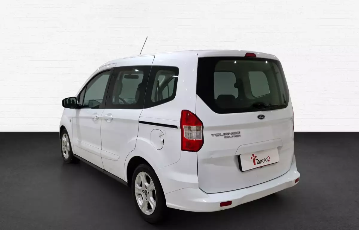 Ford Tourneo Courier 1.5 Tdci Deluxe 100HP