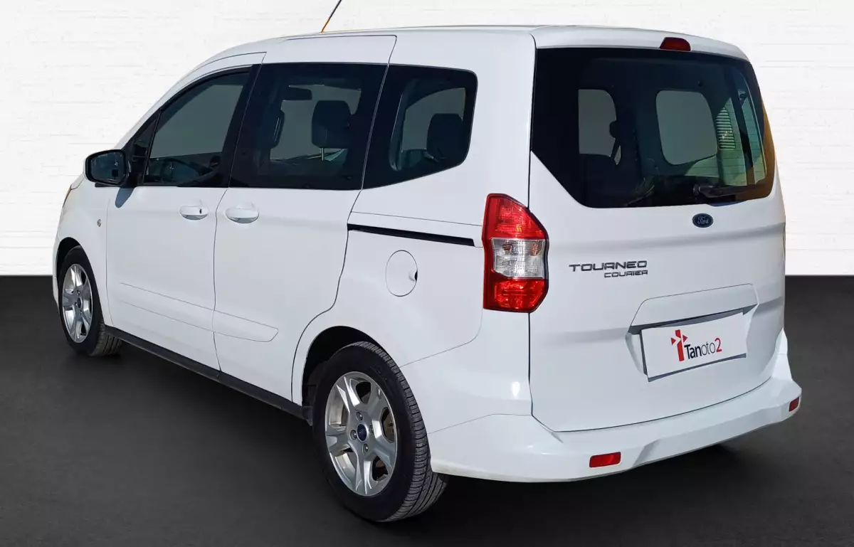 Ford Tourneo Courier 1.5 Tdci Deluxe 100HP