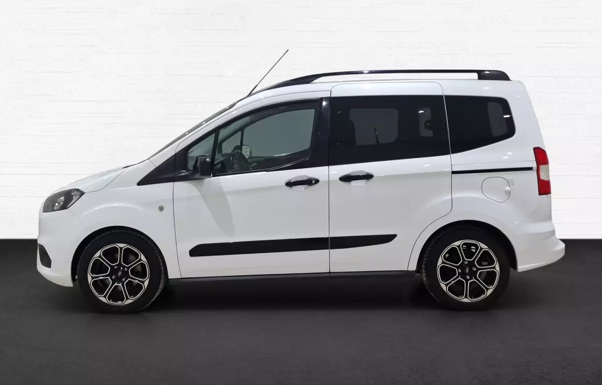 Ford Tourneo Courier 1.0 Ecoboost Titanium Plus 100HP