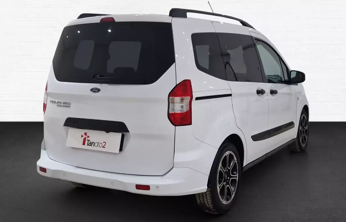 Ford Tourneo Courier 1.0 Ecoboost Titanium Plus 100HP