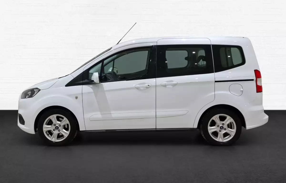 Ford Tourneo Courier 1.5 Tdci Deluxe 100HP