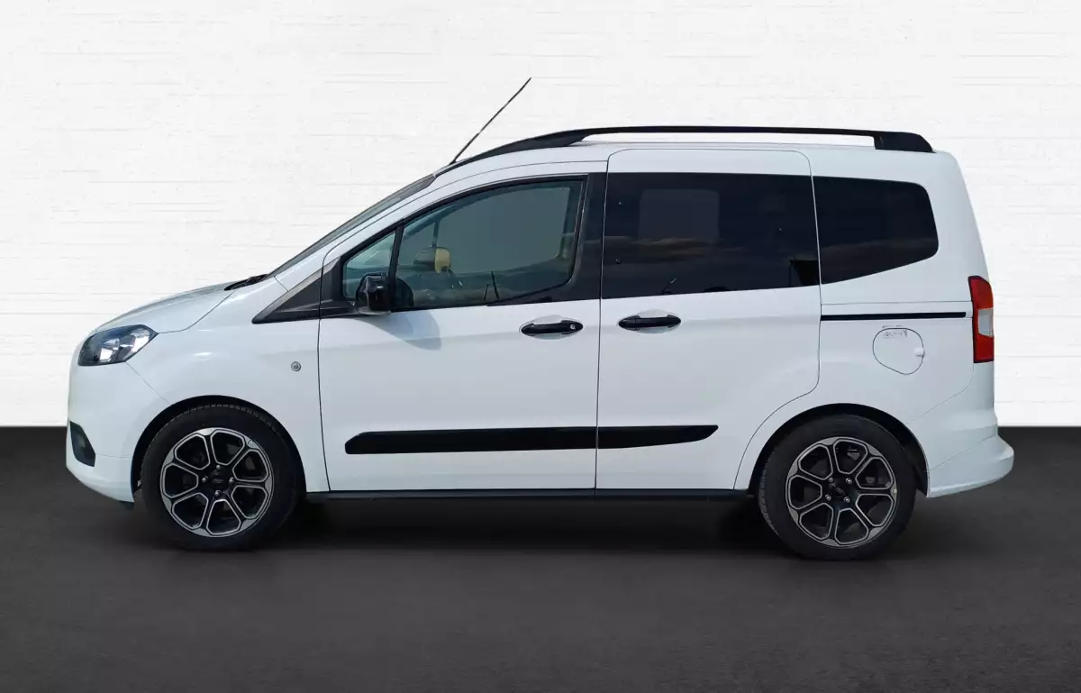 Ford Tourneo Courier 1.0 Ecoboost Titanium Plus 100HP