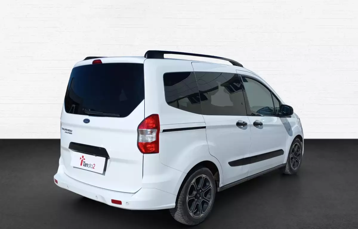 Ford Tourneo Courier Journey 1.5 Tdci Titanium Plus 100HP