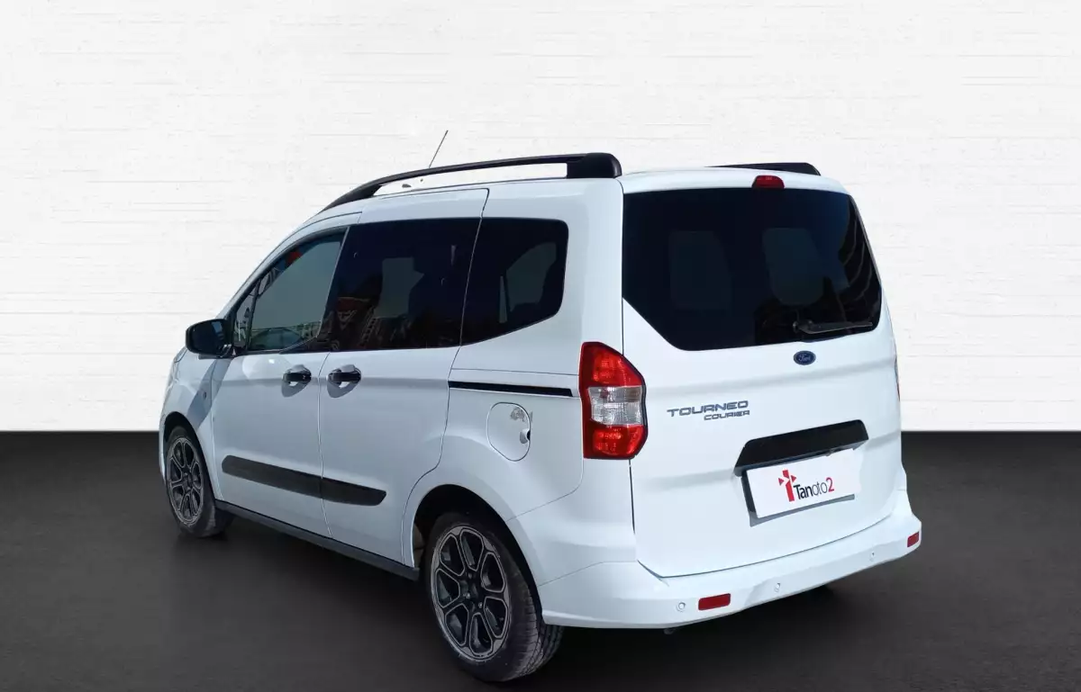 Ford Tourneo Courier 1.0 Ecoboost Titanium Plus 100HP