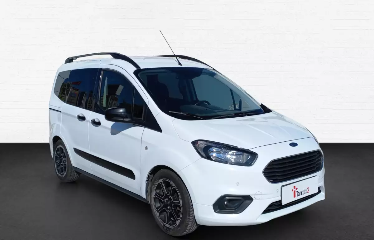 Ford Tourneo Courier 1.5 Tdci Titanium Plus 100HP