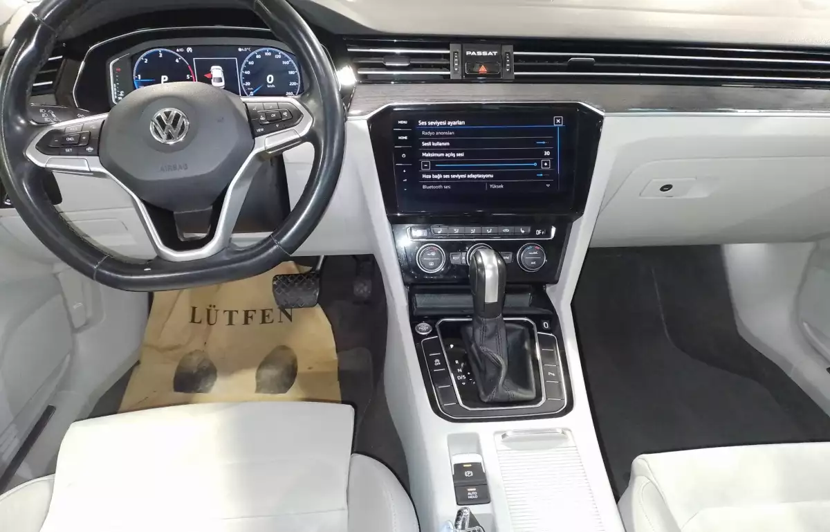 Volkswagen Passat 1.6 Tdi Bmt Elegance Dsg 120HP